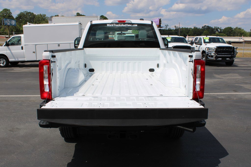 Used 2025 Ford F250 XLT image 11