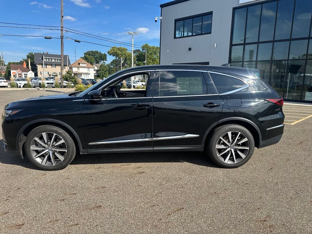 Used 2025 Acura MDX w/ Technology Package AWD/4WD image 8