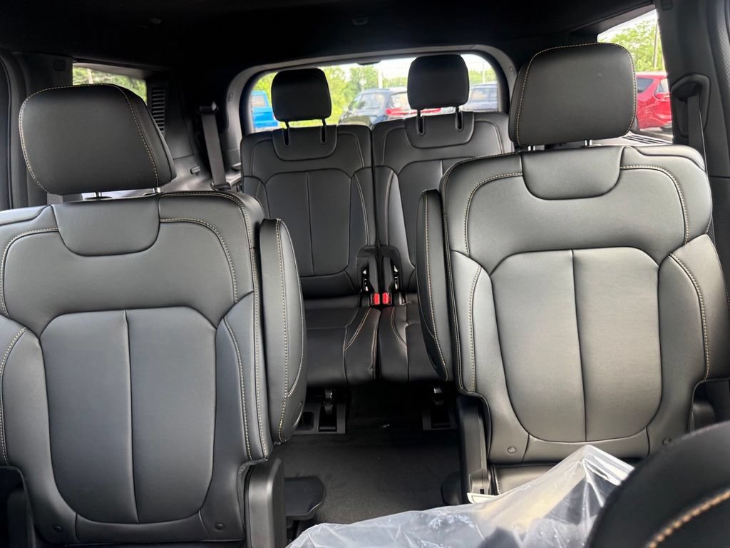 New 2026 Jeep Grand Cherokee L Limited AWD/4WD image 57