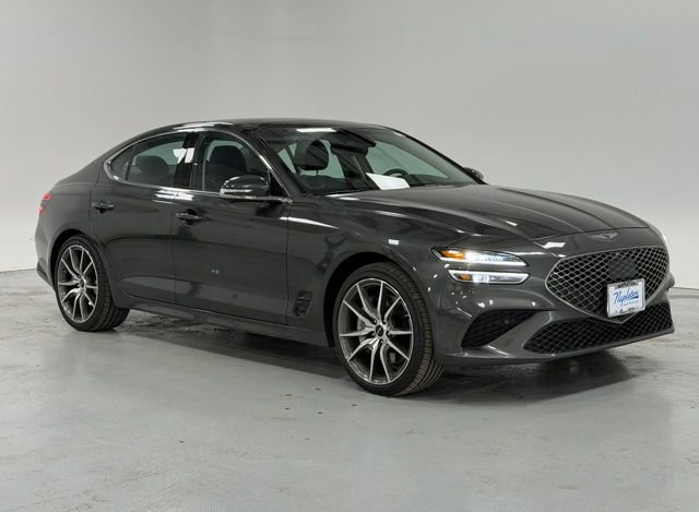 Used 2026 Genesis G70 2.5T Prestige image 5
