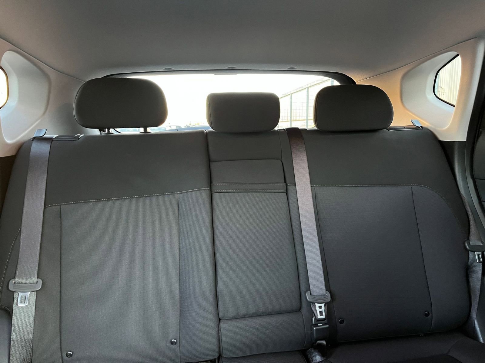 Used 2025 Hyundai Kona SEL image 38