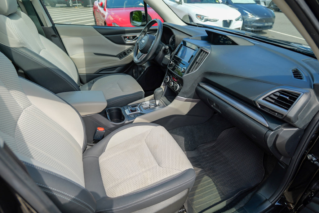 Used 2021 Subaru Forester Premium AWD/4WD image 33