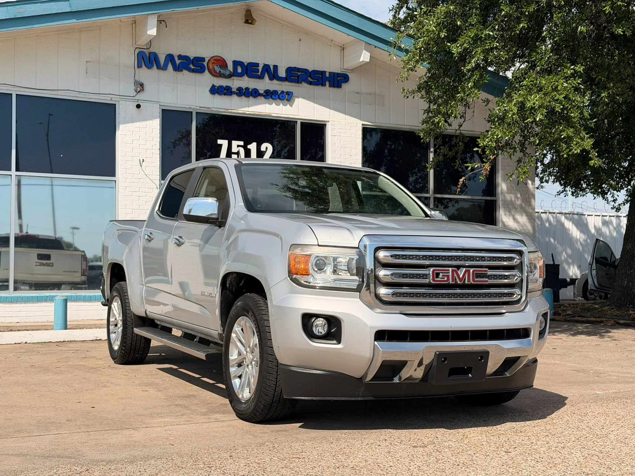 Used 2016 GMC Canyon SLT w/ Driver Alert Package RWD image 1