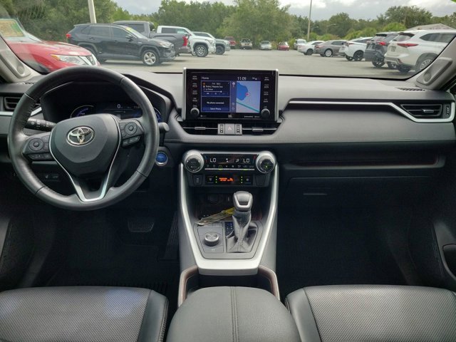 Used 2021 Toyota RAV4 Limited image 2