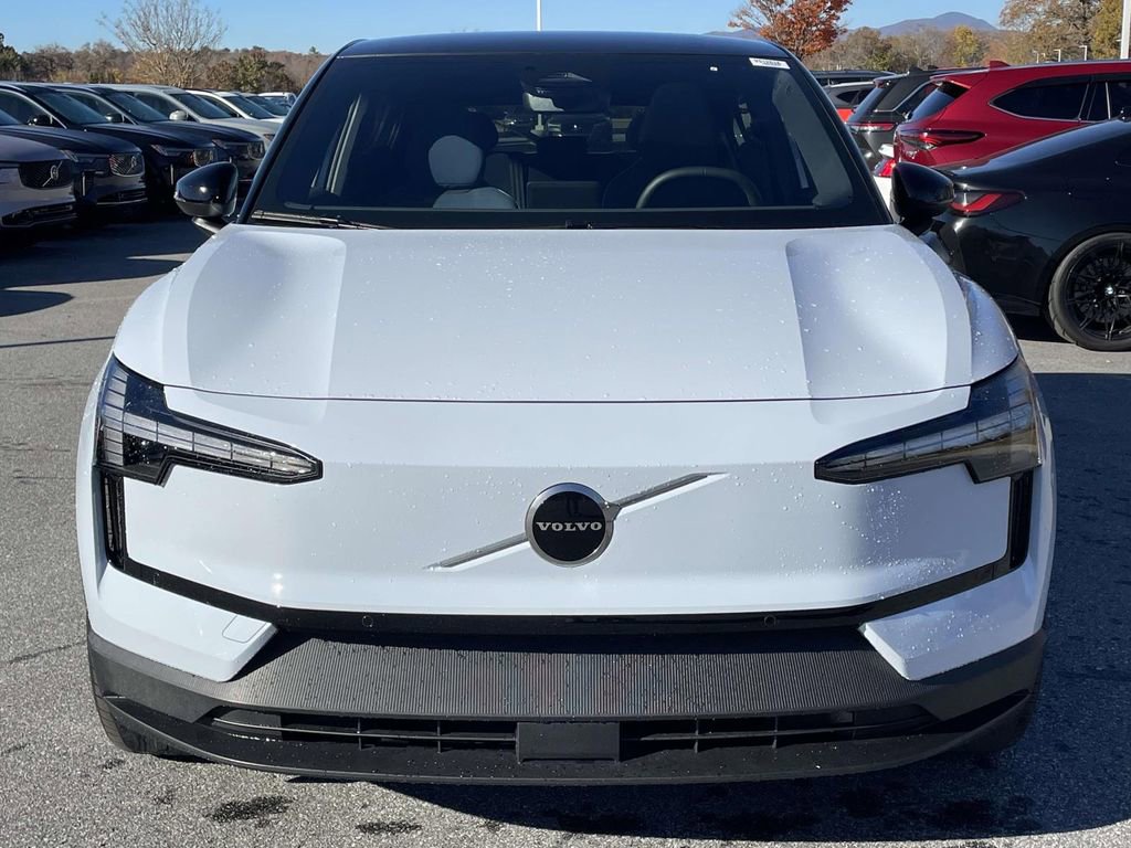 Certified 2025 Volvo EX30 Plus w/ Protection Package Premier image 23