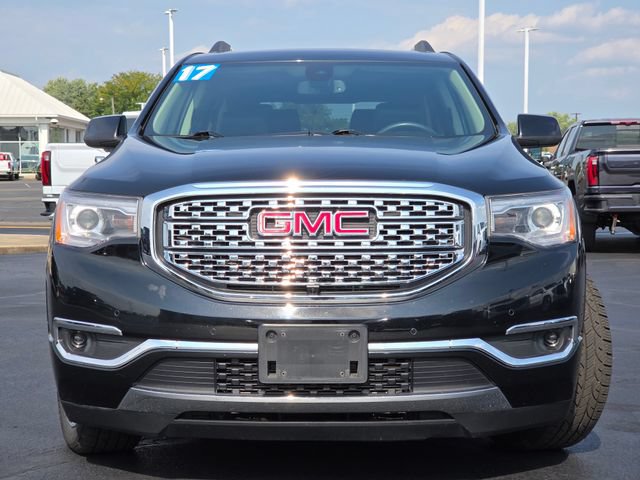 Used 2017 GMC Acadia Denali w/ Technology Package FWD image 13