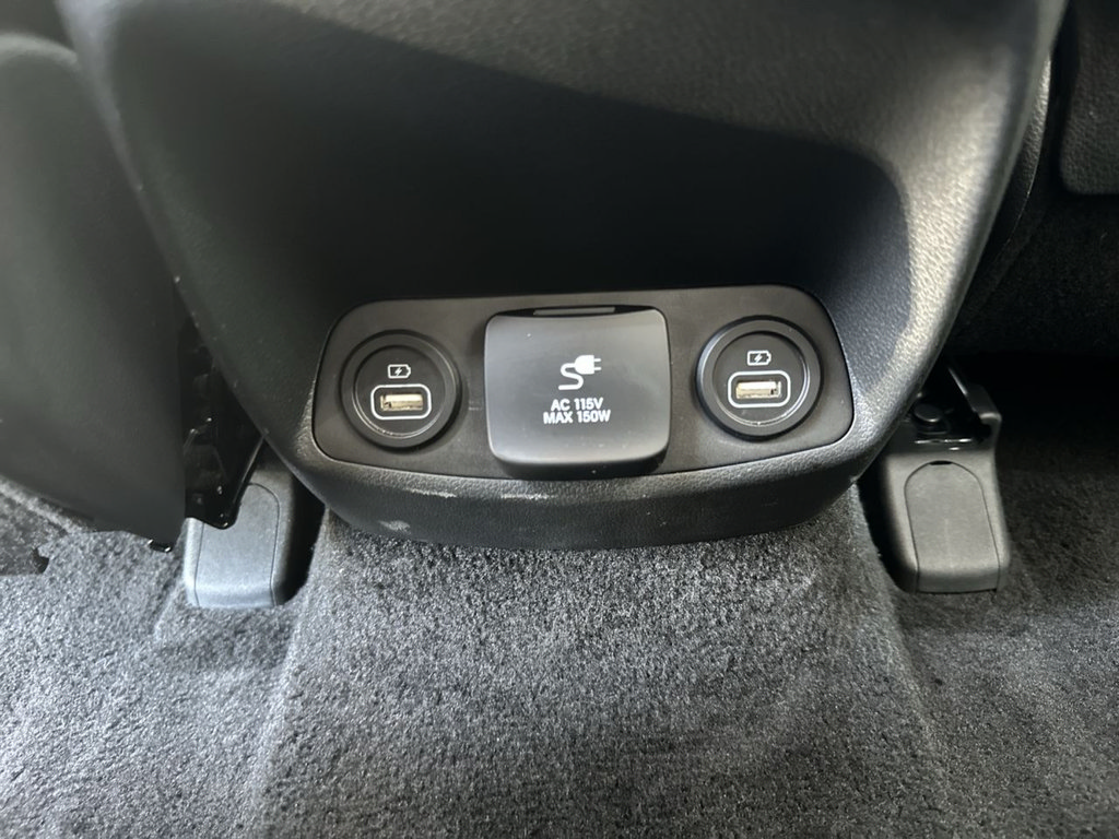 Used 2023 Hyundai Santa Fe Limited AWD/4WD image 45