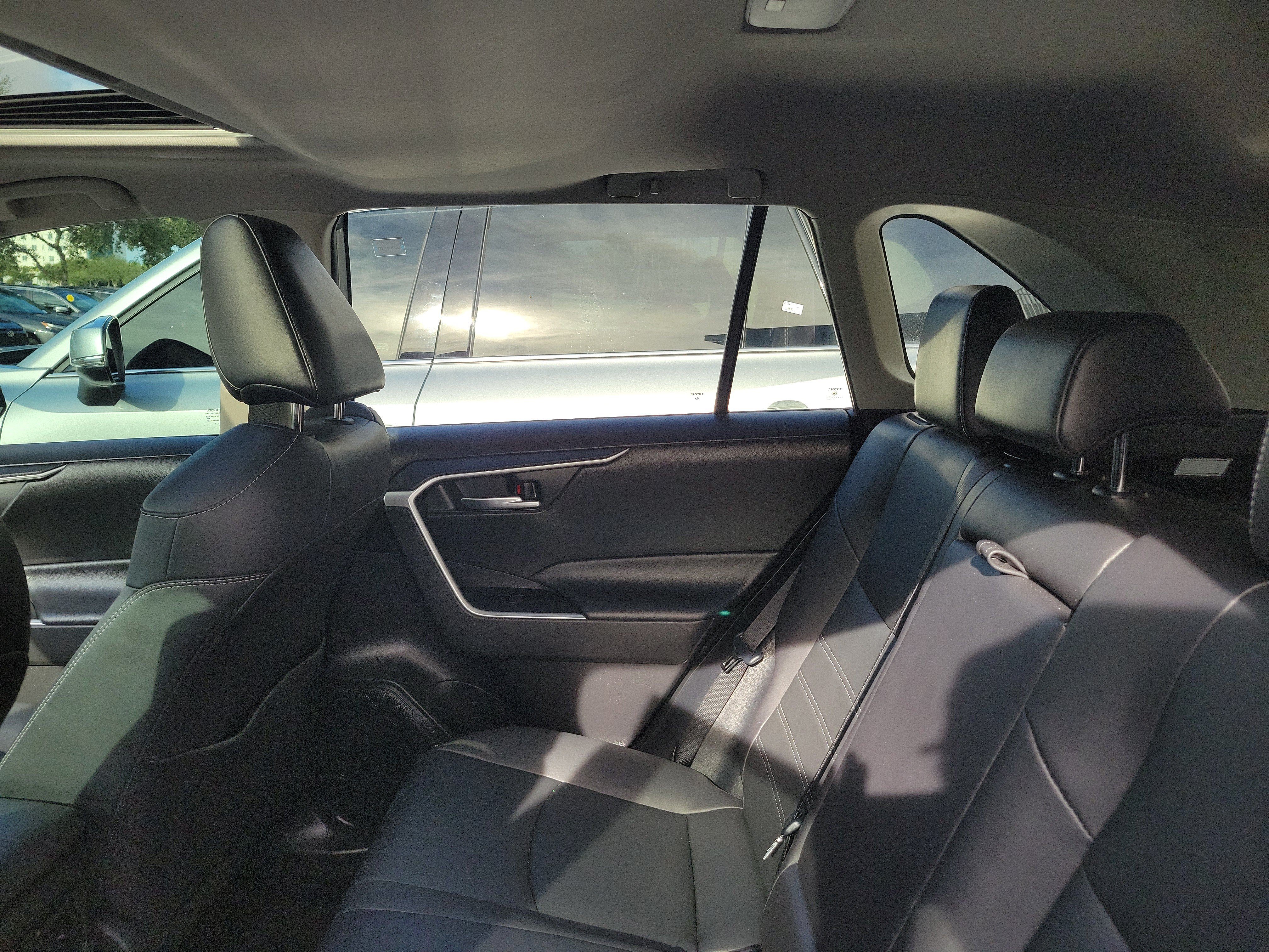 Used 2023 Toyota RAV4 XLE Premium FWD image 14
