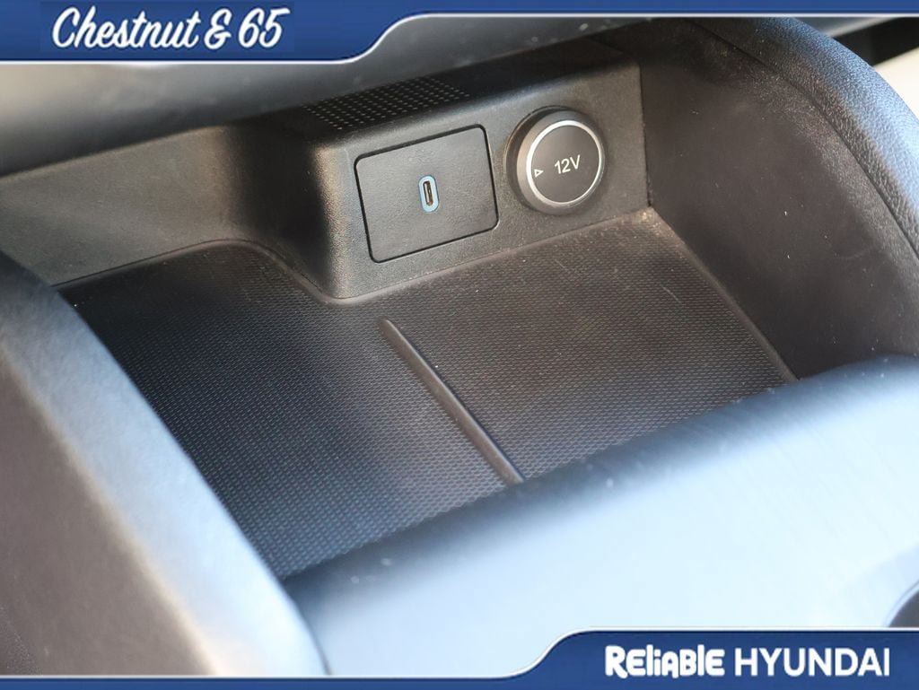 Used 2020 Ford Escape Titanium AWD/4WD image 40