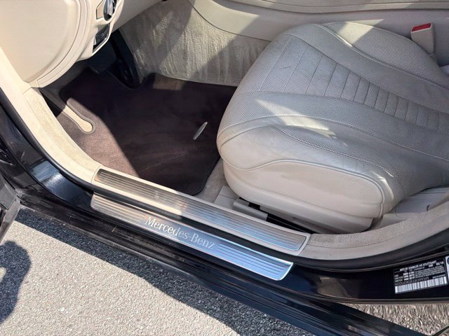 Used 2018 Mercedes-Benz S 560 4MATIC Sedan image 2