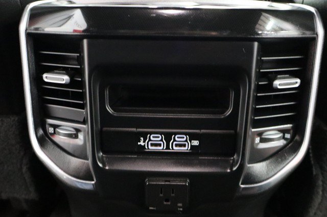 Used 2019 RAM 2500 Laramie w/ Black Appearance Package AWD/4WD image 70