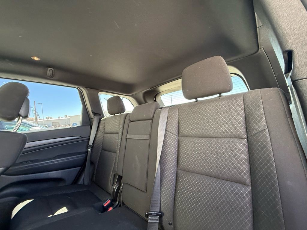 Used 2021 Jeep Grand Cherokee Laredo image 7