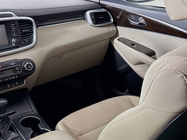Used 2020 Kia Sorento S image 23