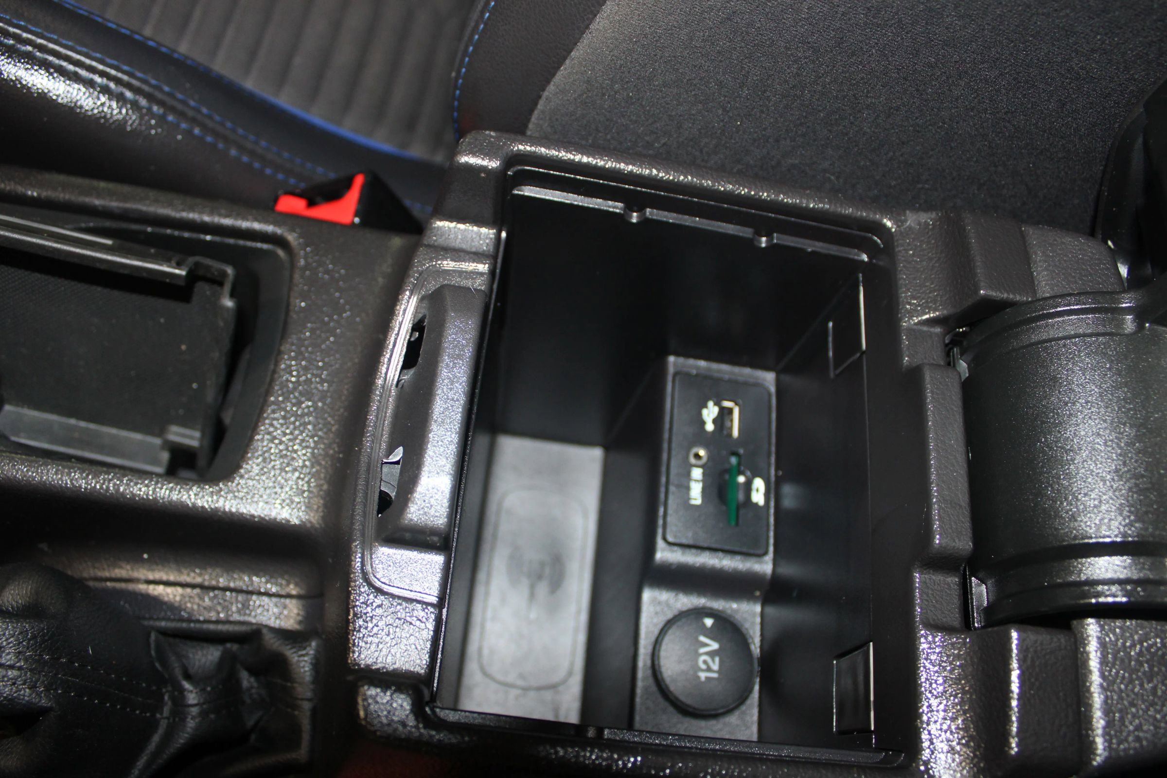 Used 2015 Ford Focus ST w/ Equipment Group 401A image 21