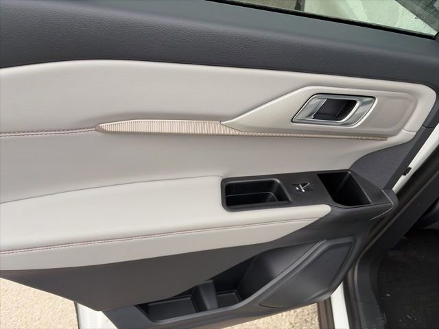 New 2026 Ford Explorer Active w/ Active Comfort Package image 12