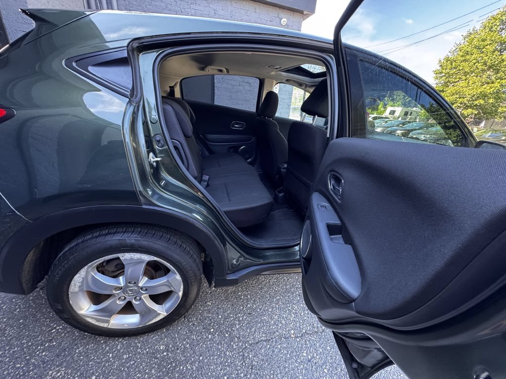 Used 2016 Honda HR-V EX image 15