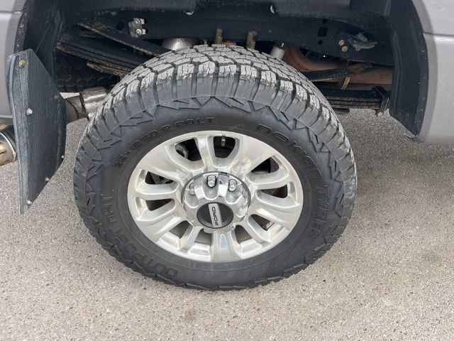 Used 2021 Ford F350 Limited AWD/4WD image 18