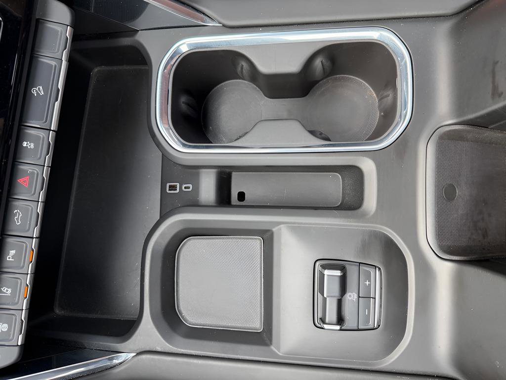 Used 2024 GMC Sierra 3500 Denali Ultimate image 26