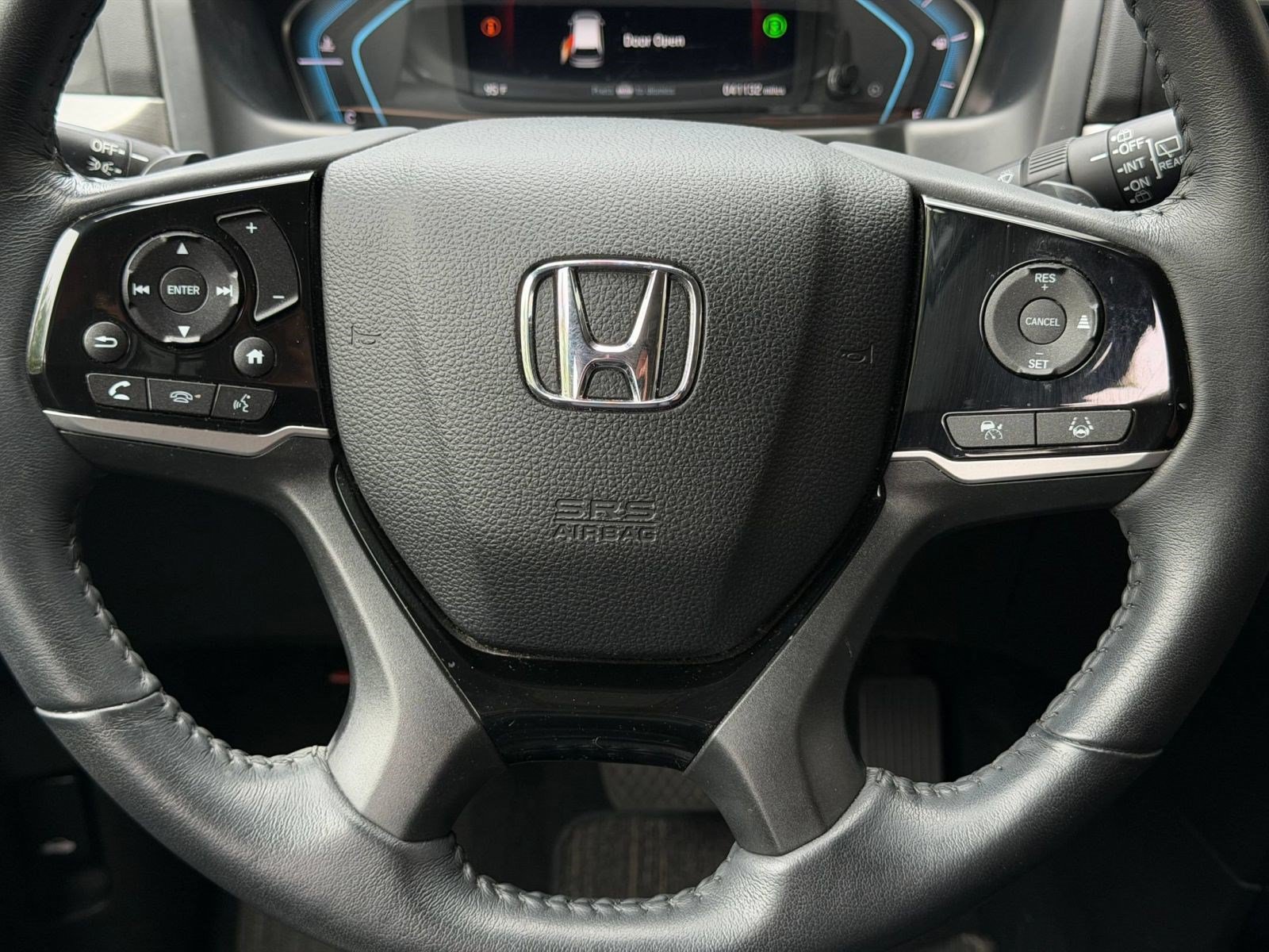 Used 2023 Honda Odyssey Touring image 11