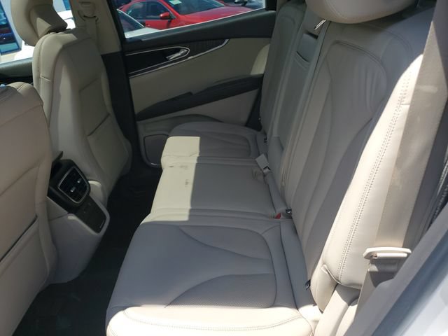 Used 2019 Lincoln Nautilus Select AWD/4WD image 26