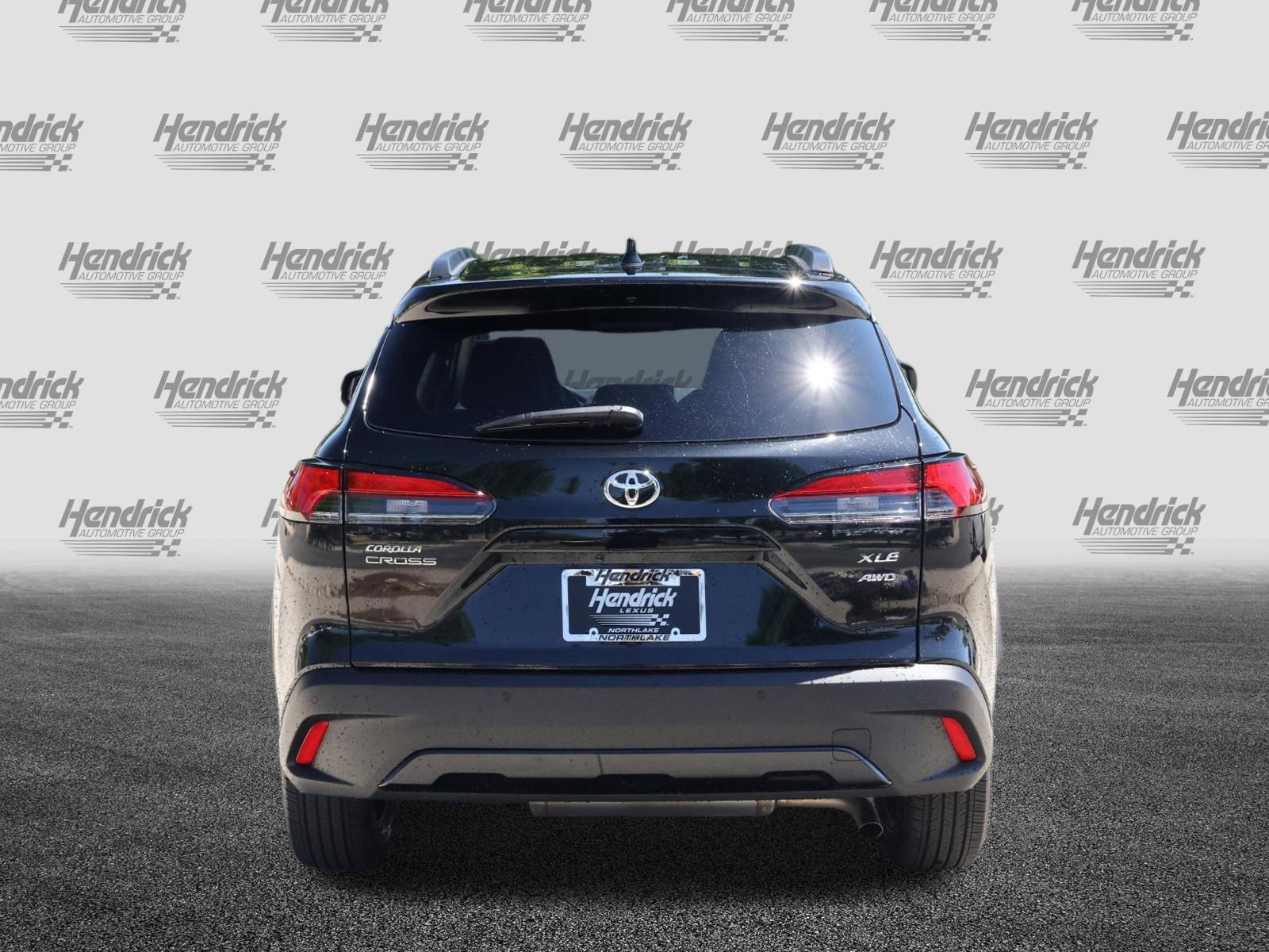 Used 2023 Toyota Corolla Cross XLE w/ Convenience Package AWD/4WD image 8