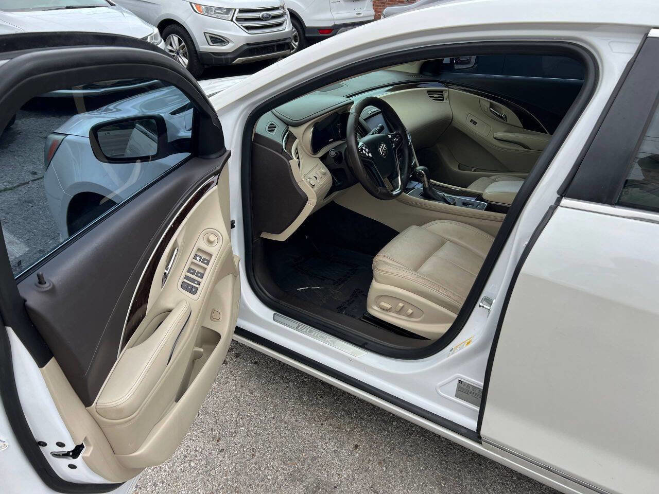 Used 2015 Buick LaCrosse Leather w/ Experience Buick Package FWD image 12