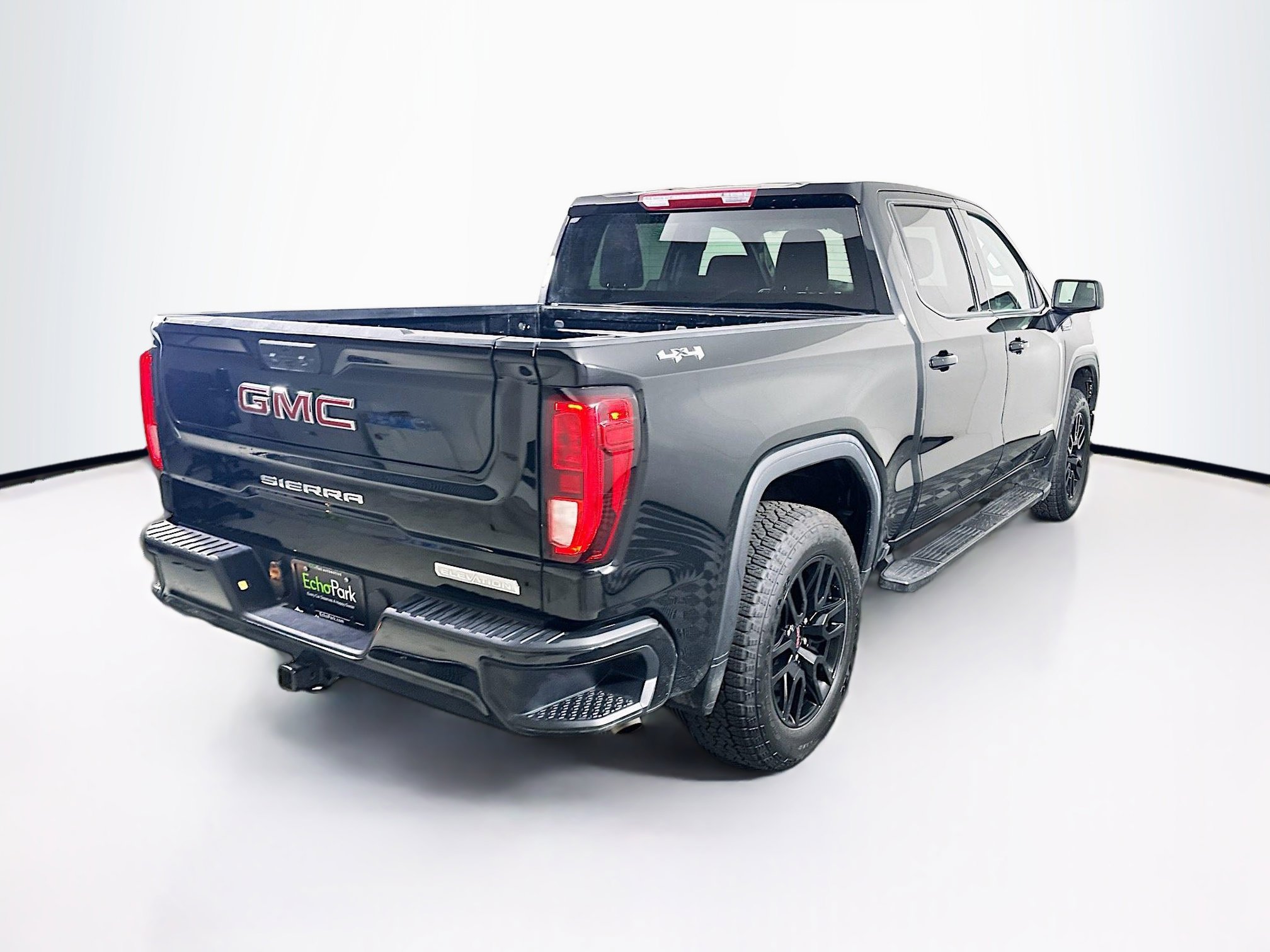 Used 2023 GMC Sierra 1500 Elevation image 9