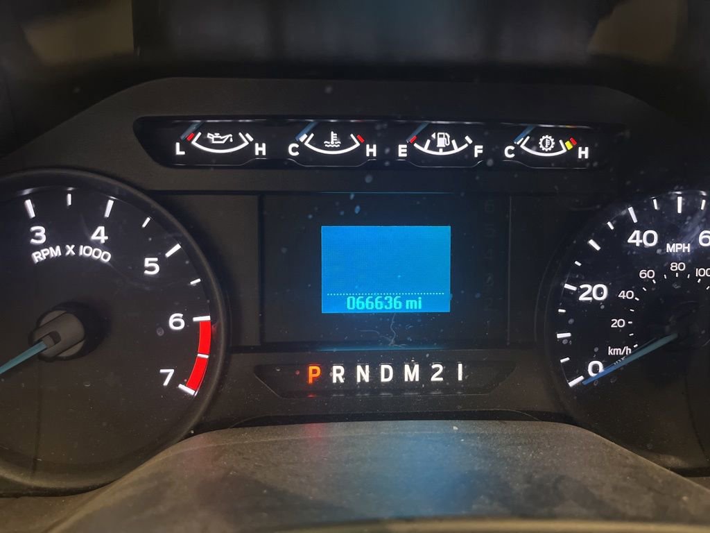 Used 2017 Ford F250 XL w/ STX Appearance Package AWD/4WD image 2