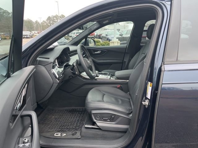 Used 2025 Audi Q7 2.0T Premium w/ Convenience Plus Package image 31