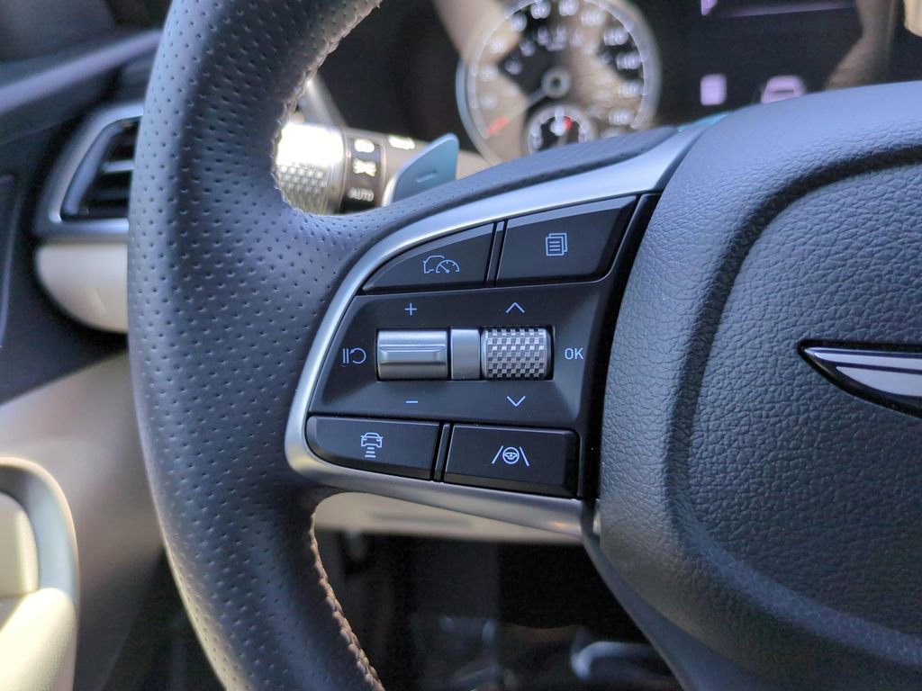 Used 2026 Genesis G70 2.5T RWD image 19