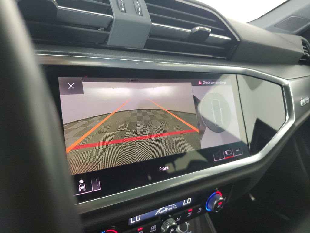 Used 2020 Audi Q3 2.0T Prestige w/ Prestige Package AWD/4WD image 25