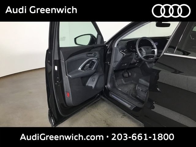 Certified 2025 Audi Q5 Premium w/ Premium Plus AWD/4WD image 10
