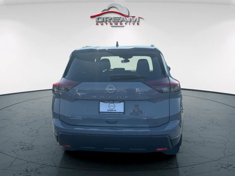 New 2026 Nissan Rogue SV image 10