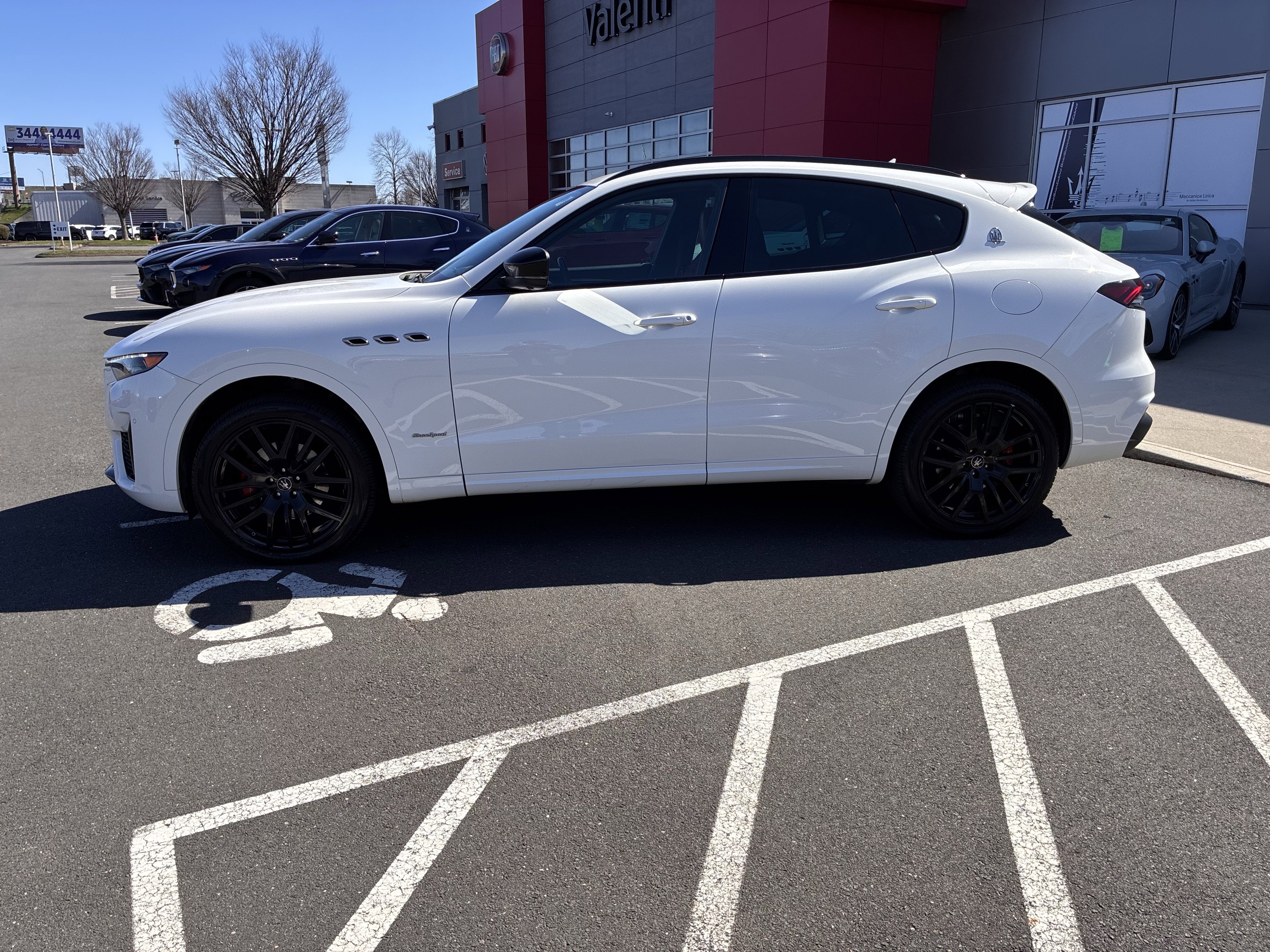 Used 2021 Maserati Levante GranSport image 6