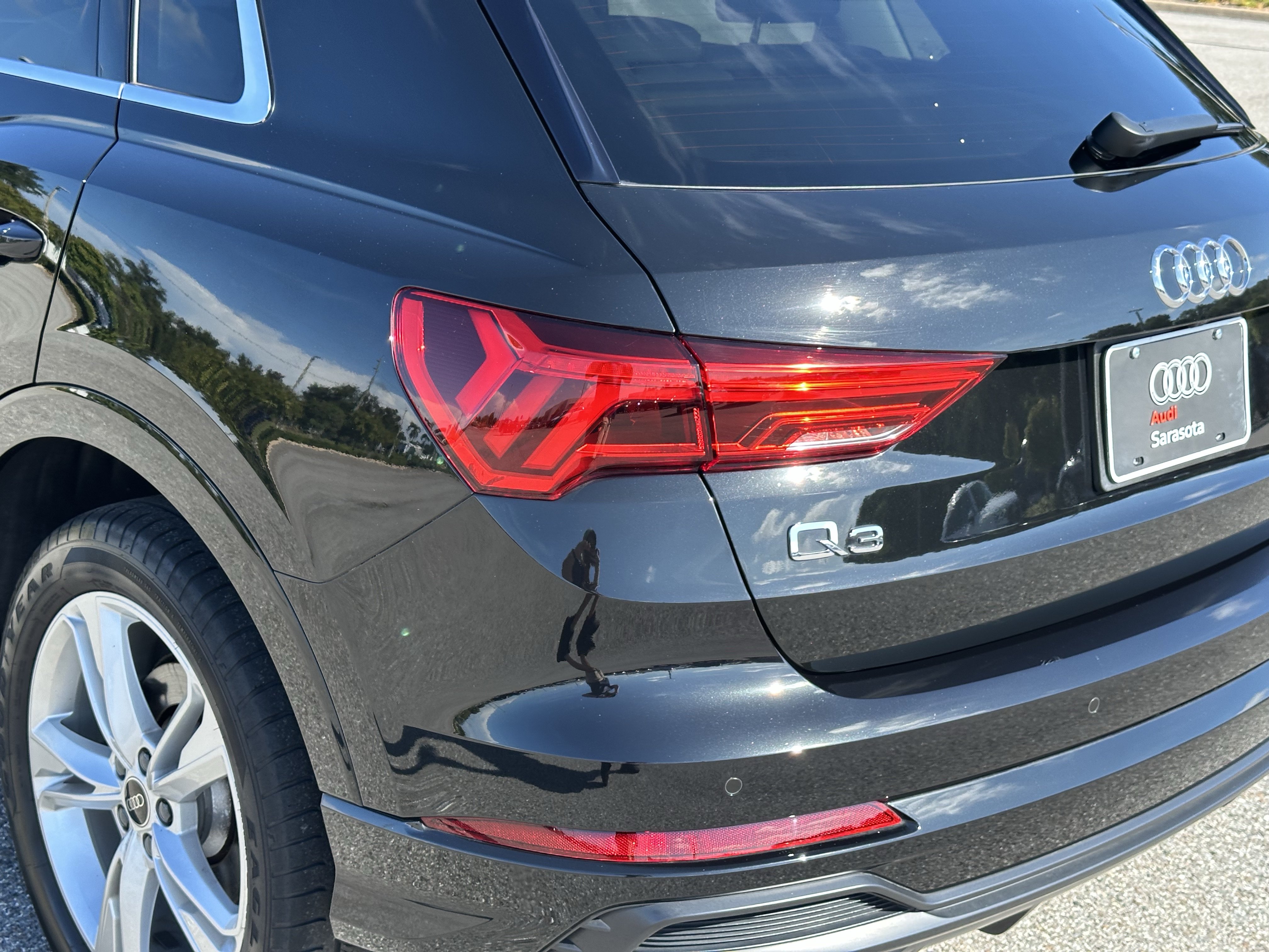 Used 2022 Audi Q3 2.0T Premium AWD/4WD image 10