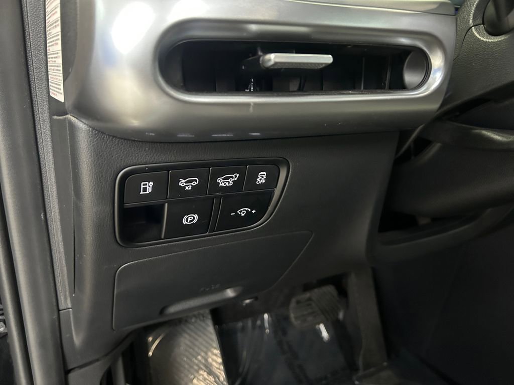 Certified 2026 Hyundai Ioniq 9 SEL image 21