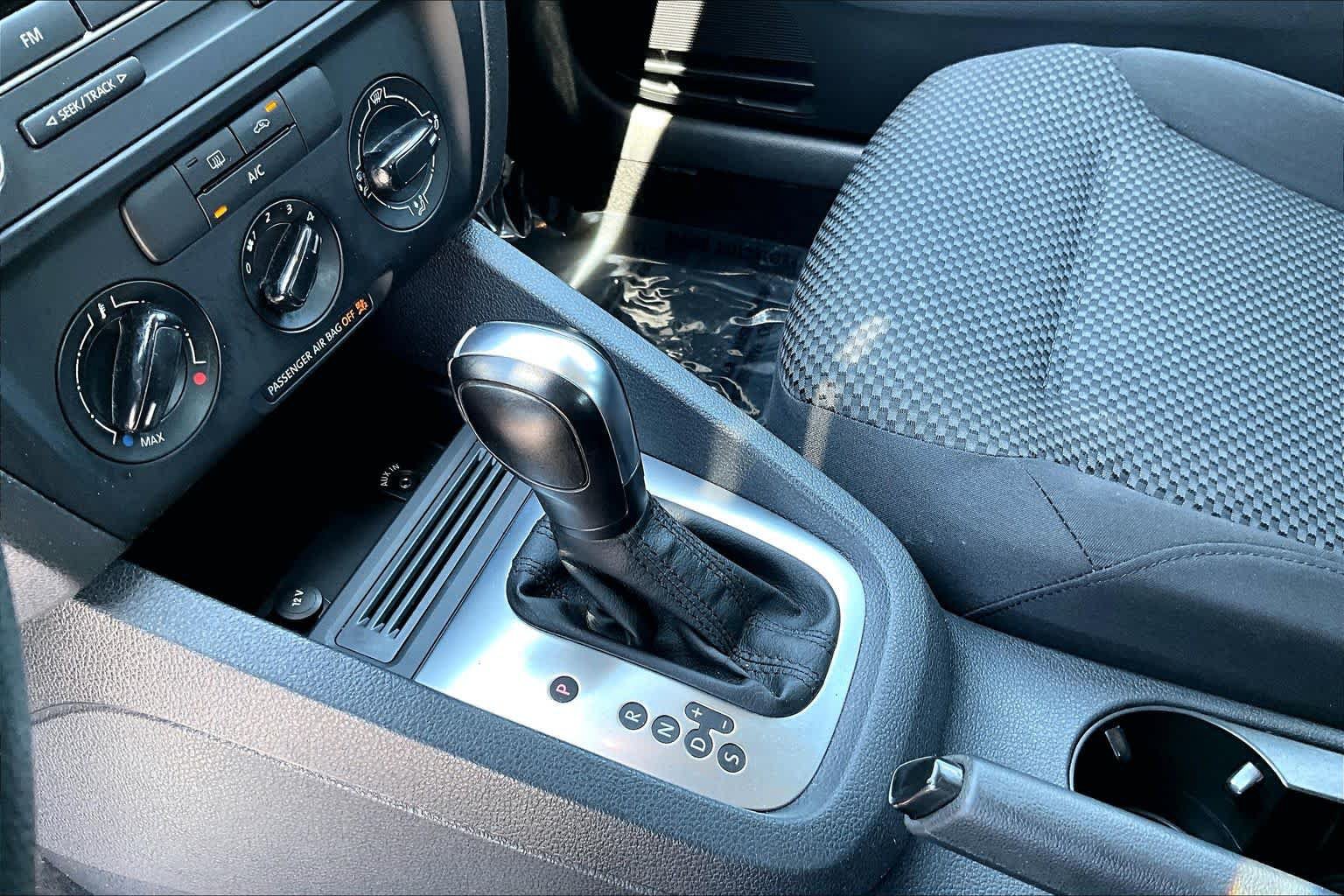 Used 2014 Volkswagen Jetta S FWD image 16