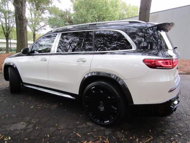 Used 2022 Mercedes-Benz Maybach GLS 600 4MATIC image 3