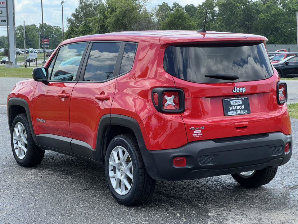 Used 2023 Jeep Renegade Latitude AWD/4WD image 7