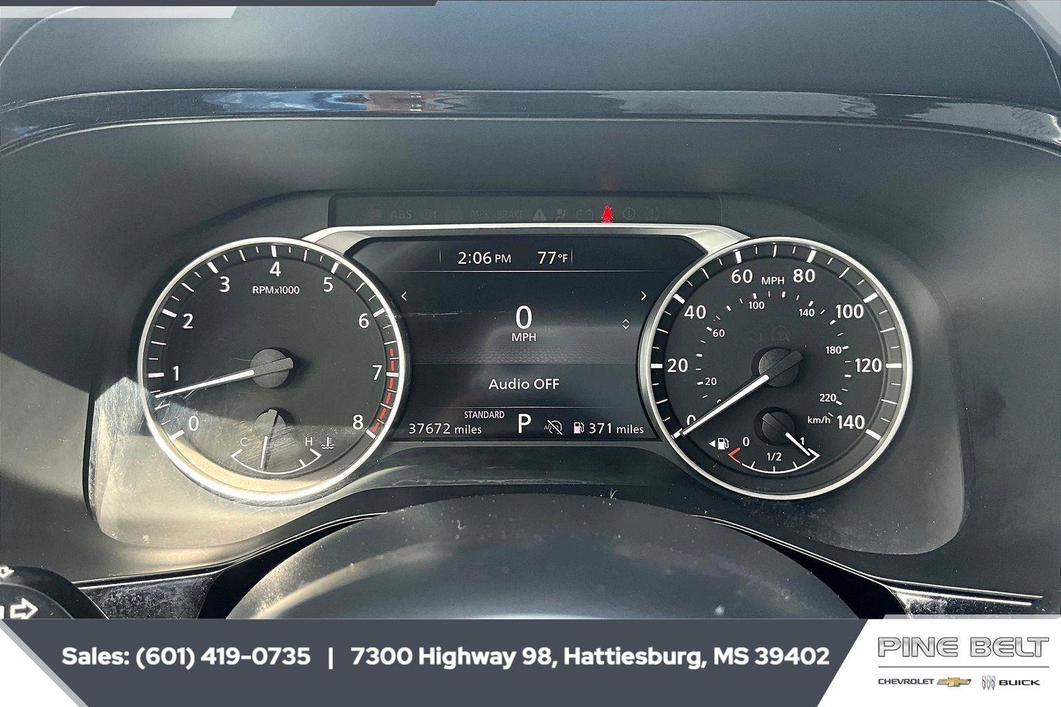 Used 2025 Nissan Pathfinder SV image 14