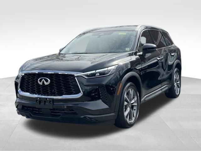 Used 2023 INFINITI QX60 Luxe w/ Cargo Package AWD/4WD image 2