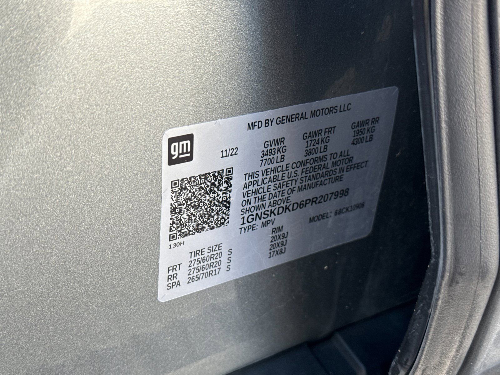 Used 2023 Chevrolet Suburban Z71 w/ Luxury Package image 38