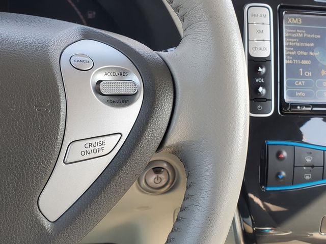 Used 2012 Nissan Leaf SL FWD image 13