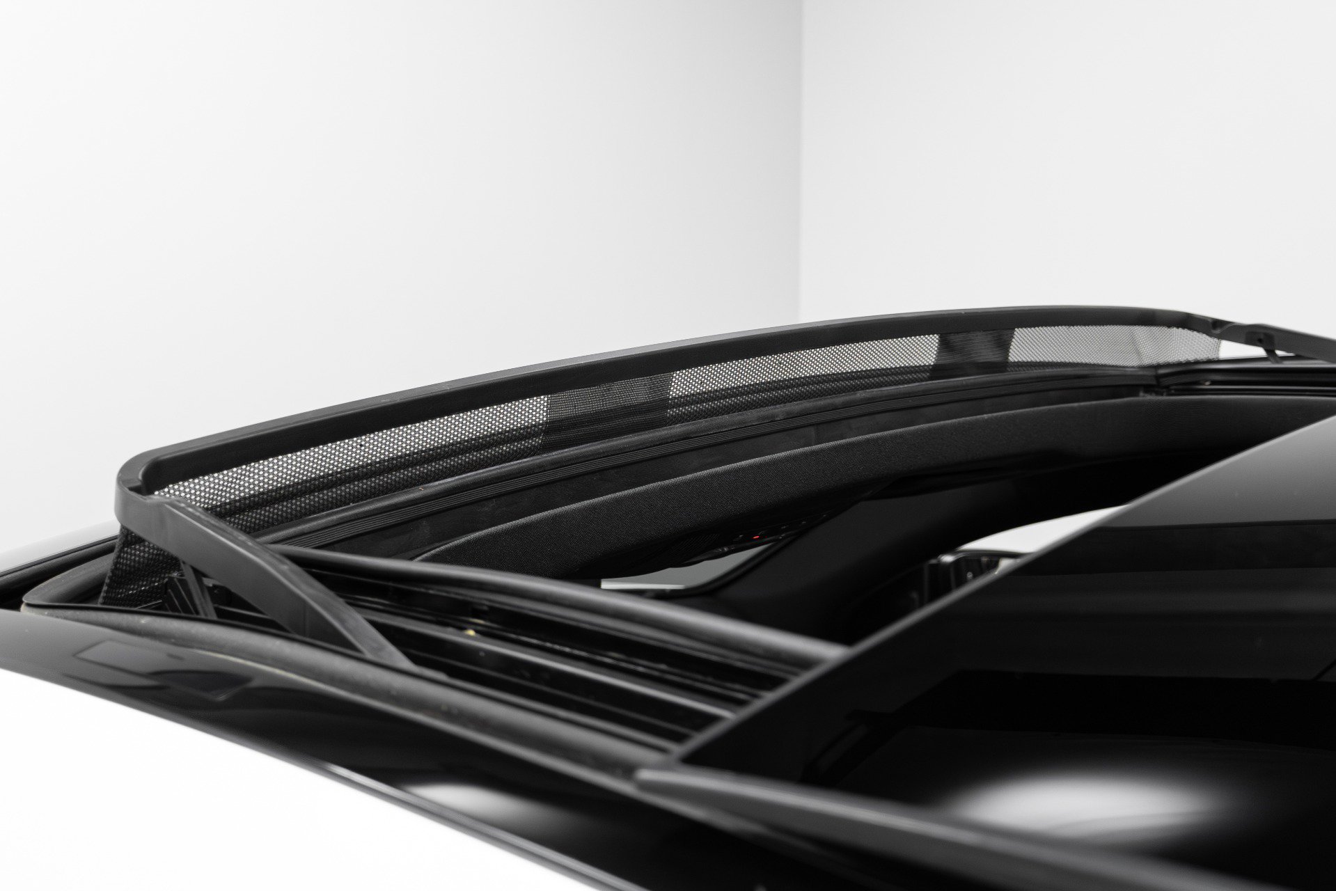 Used 2024 Mercedes-Benz GLE 53 AMG 4MATIC Coupe image 33