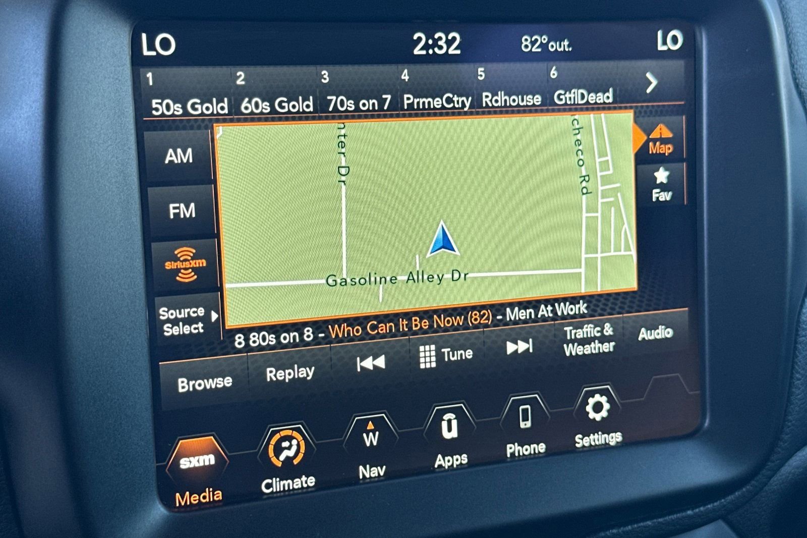 Used 2023 Jeep Renegade Latitude image 20