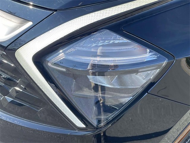 Used 2023 Kia Sportage EX image 14