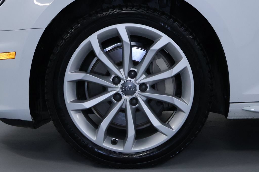 Used 2019 Audi A4 2.0T Premium Plus AWD/4WD image 39
