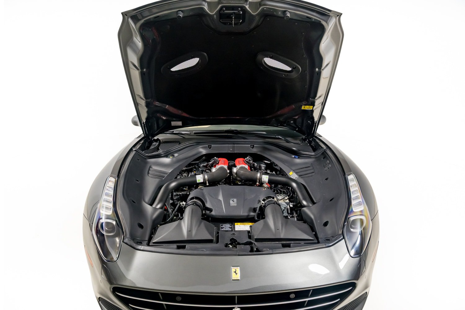 Used 2015 Ferrari California T RWD image 48