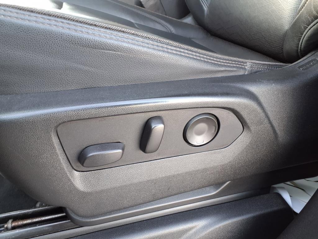 Used 2021 Chevrolet Tahoe High Country image 12