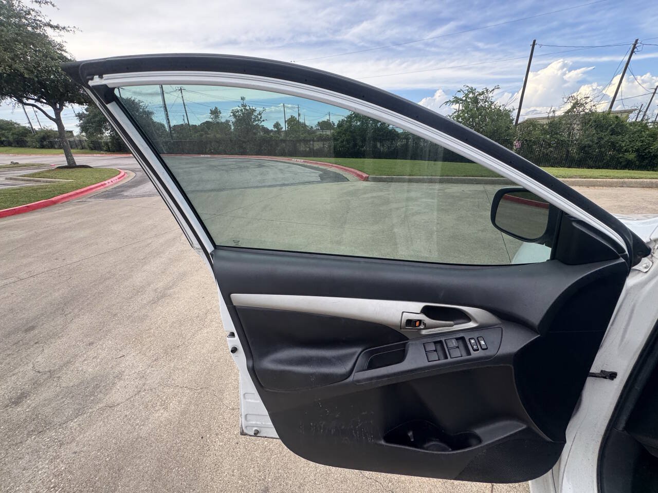 Used 2009 Toyota Matrix FWD image 27